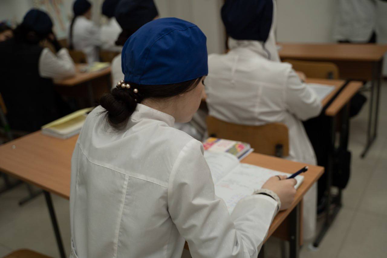 Студенты Научно-клинического центра имени Башларова на занятиях !